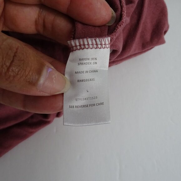 Lot of 2 Charlotte Russe V-Neck Jersey Knit Tops Women Size L Red Mauve Strappy - Picture 7 of 10